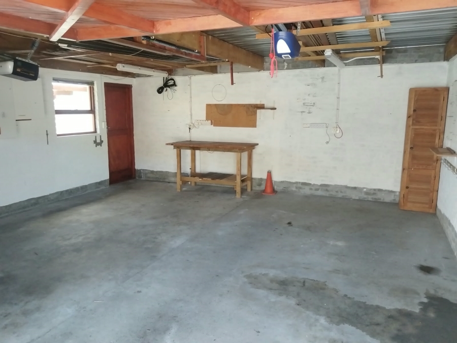 To Let 3 Bedroom Property for Rent in Silverglade Western Cape